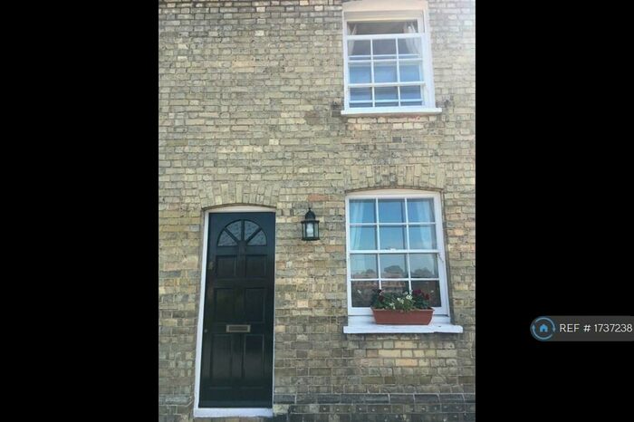 2 Bedroom Terraced House To Rent In Normans Lane, Royston, SG8