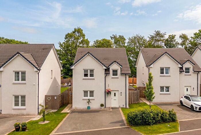 3 Bedroom Detached House For Sale In Harper Avenue, Dundee, DD2