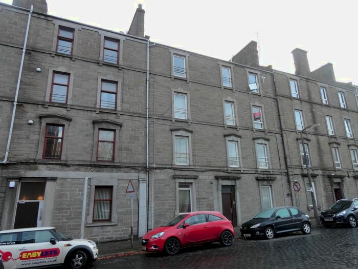 1 Bedroom Flat To Rent In Stirling Street, Dundee, DD3