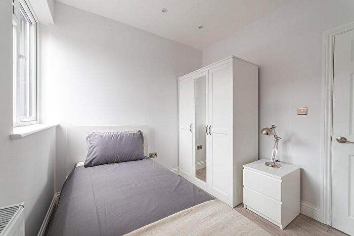 Studio To Rent In Harrow View, Harrow, Middlesex, HA1