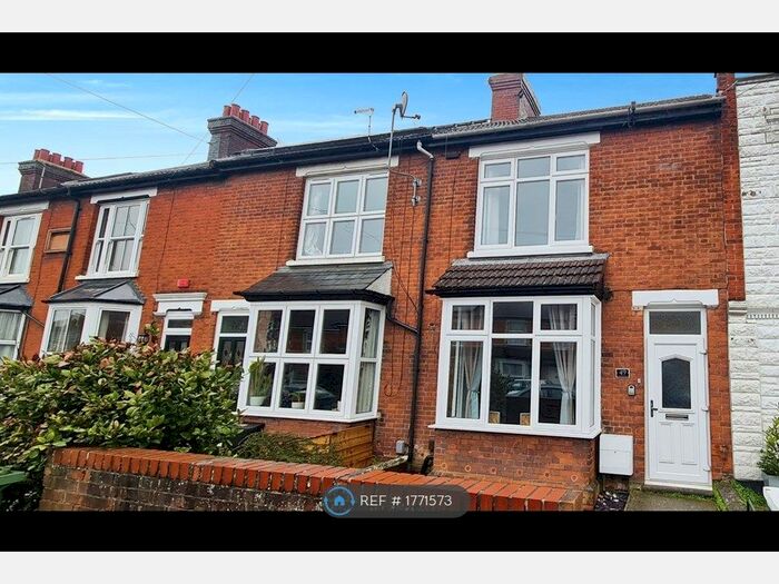 Houses to rent in Maidstone, Kent