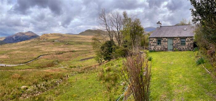 2 Bedroom Detached House For Sale In Llanberis, Caernarfon, Gwynedd, LL55