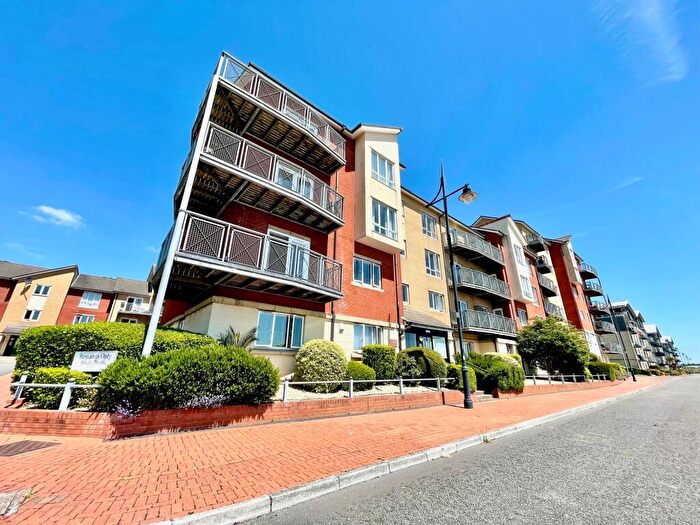 2 Bedroom Apartment To Rent In Y Rhodfa, Barry, CF63