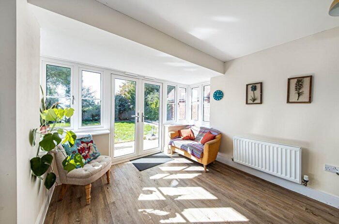 4 Bedroom Detached House For Sale In Milbank Way, Steventon, OX13