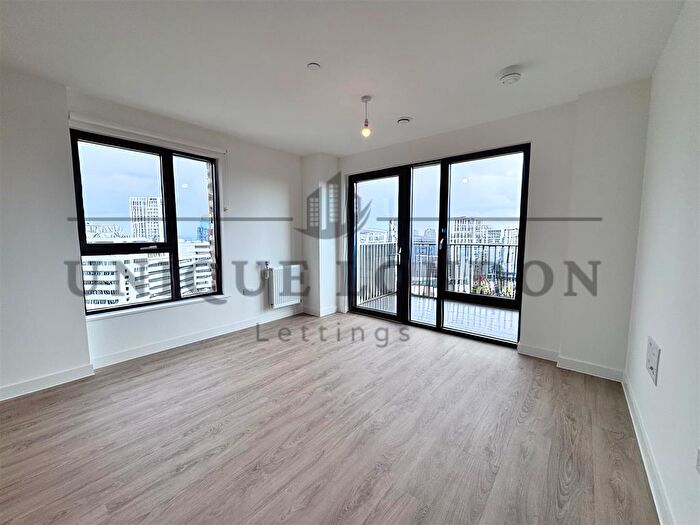 2 Bedroom Flat To Rent In Pullman House, Brook Avenue, Wembley, HA9