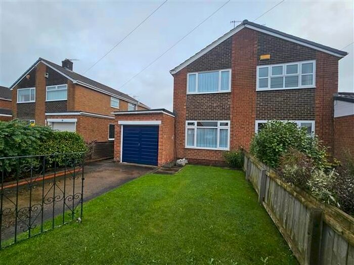 3 Bedroom Semi-Detached House To Rent In Johnson Grove, Norton, Stockton-On-Tees, TS20