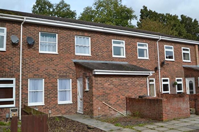 3 Bedroom Terraced House For Sale In Camelot Close, Andover, SP10