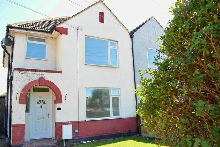 3 Bedroom End Of Terrace House To Rent In Feltham Road, Feltham, TW15