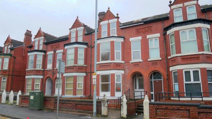 2 Bedroom Apartment To Rent In Hyde Road, Manchester, M18