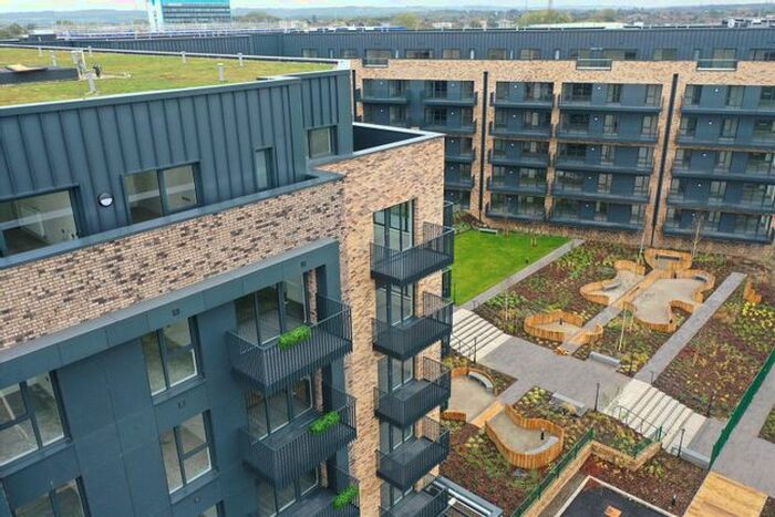 2 Bedroom Flat To Rent In George Street, Ashford, Kent TN23