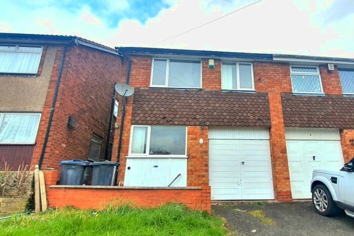 3 Bedroom Terraced House To Rent In Bunbury Gardens, Northfield, Birmingham, B30