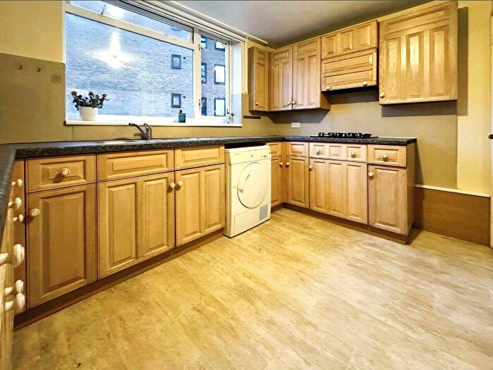 5 Bedroom Flat To Rent In Brookvale Road, Southampton, Hampshire, SO17