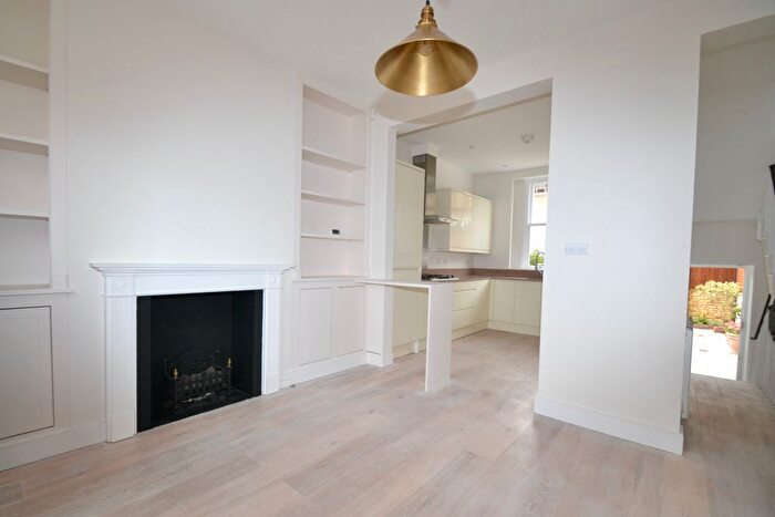 4 Bedroom Terraced House To Rent In Hillgate Street, London, W8