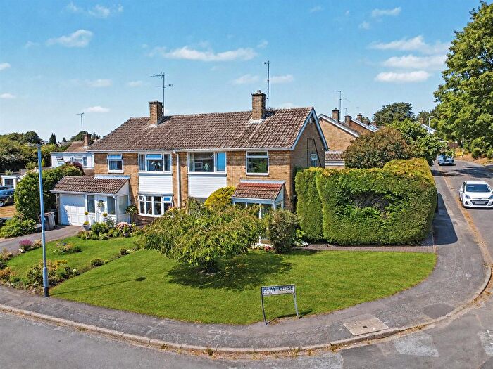 3 Bedroom Semi-Detached House For Sale In Islay Close, Arnold, Nottingham, NG5