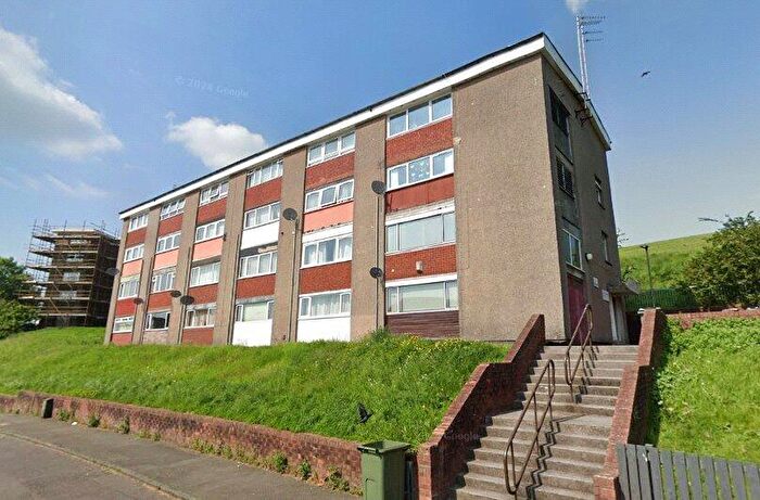 2 Bedroom Apartment For Sale In Saucelhill Terrace, Paisley, PA2