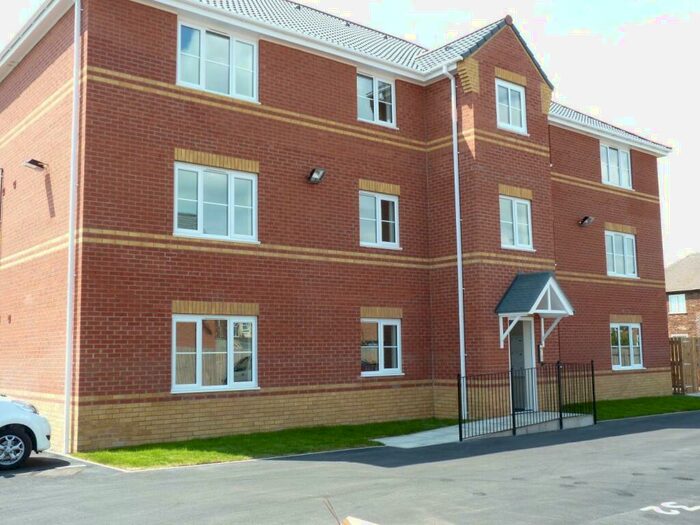 2 Bedroom Flat To Rent In Oak Avenue, Old Goole, DN14