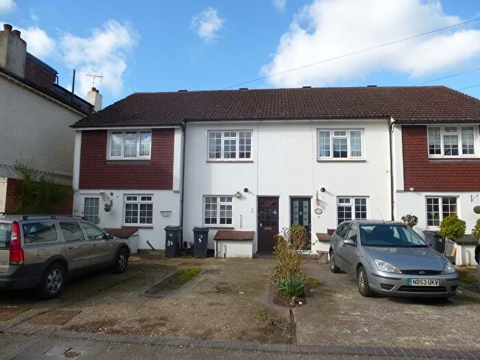 2 Bedroom House To Rent In Grayham Road, New Malden, KT3