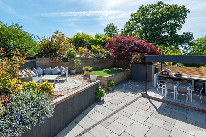 5 Bedroom Detached House For Sale In Charing Heath Road, Charing, TN27