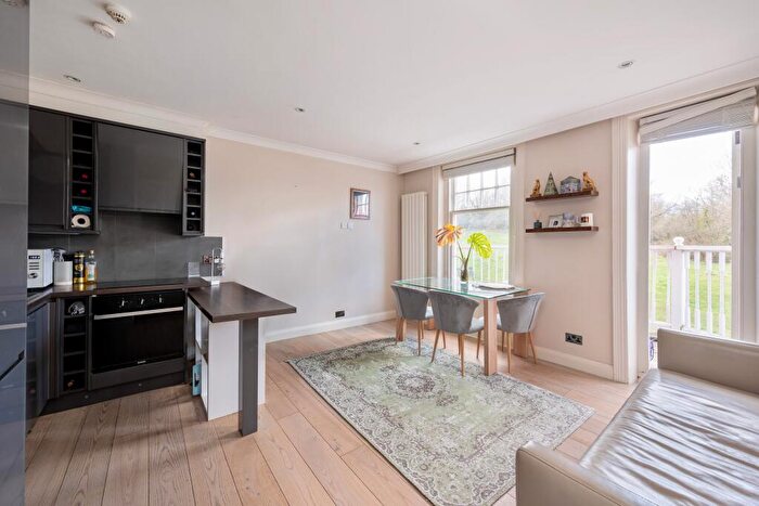 2 Bedroom Apartment To Rent In Willow Road, Hampstead, NW3