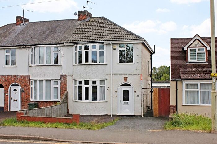 3 Bedroom Semi Detached House For Sale In Harborough Road, Oadby, Leicester, LE2