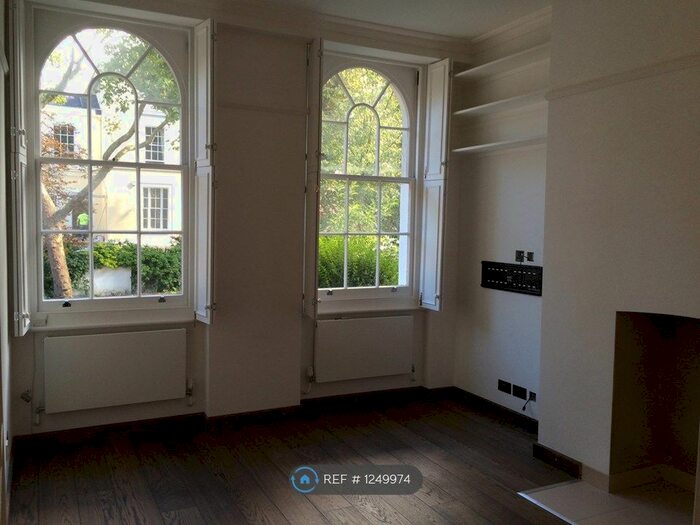 1 Bedroom Terraced House To Rent In Campberwell Grove, London, SE5