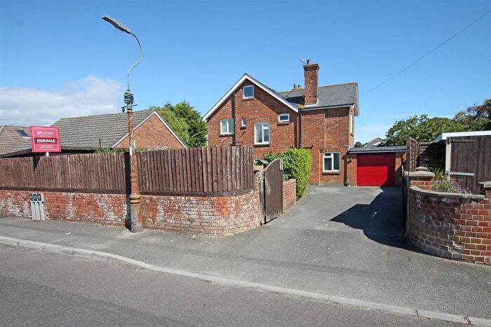 3 Bedroom Semi Detached House For Sale In St. Margarets Road, Bournemouth, BH10