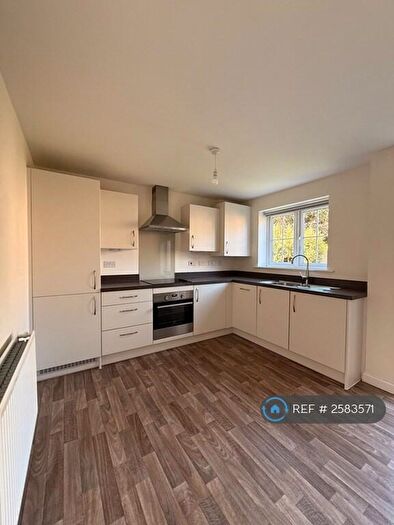 3 Bedroom Detached House To Rent In Guppy Walk, Morley, Leeds, LS27