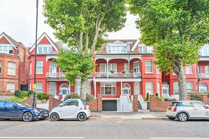 2 Bedroom Flat To Rent In Raglan House, Queens Avenue, Muswell Hill, N10