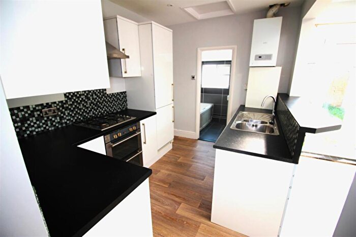 2 Bedroom House To Rent In Talbot Road, Southsea, PO4
