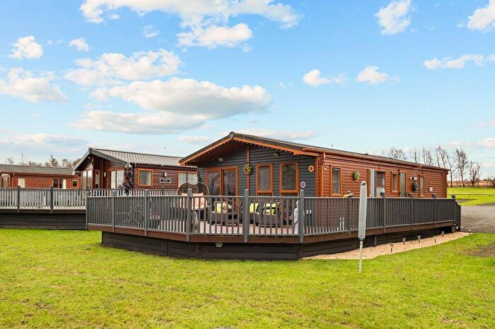 2 Bedroom Lodge For Sale In The Woods Caravan Park, Diverswell Farm, FK10