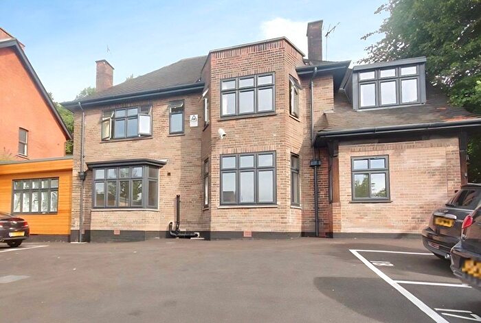 2 Bedroom Flat For Sale In Pelham Road, Nottingham, Nottinghamshire, NG5