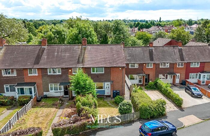 3 Bedroom Semi Detached House To Rent In Ferncliffe Road, Birmingham, West Midlands, B17