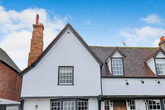 1 Bedroom Flat To Rent In High Street, Sevenoaks, Kent, TN13