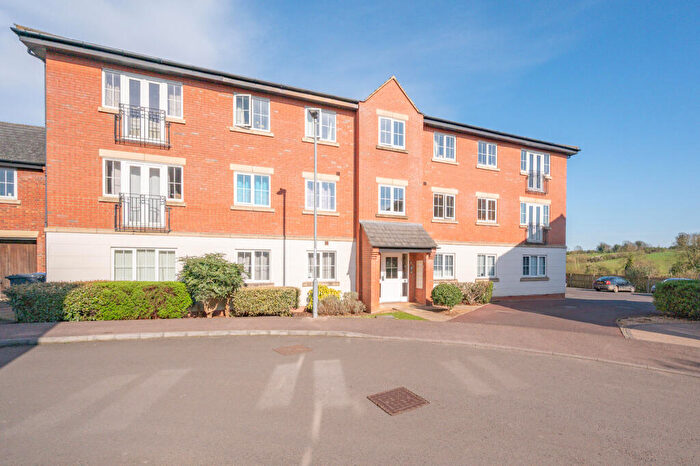 2 Bedroom Flat For Sale In Proclamation Avenue, Rothwell, Kettering, NN14