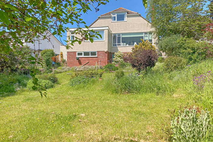 4 Bedroom Detached House To Rent In Hillside Road, Bleadon, BS24