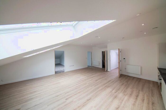 2 Bedroom Flat To Rent In Springfield House, Basingstoke, RG23