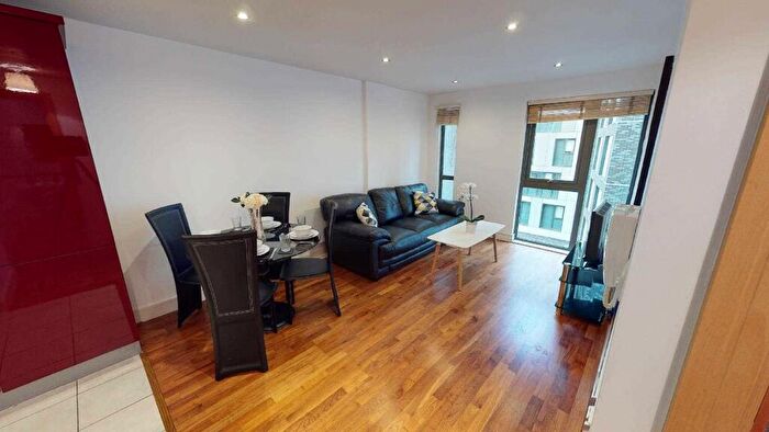 1 Bedroom Apartment To Rent In Jugglers Yard, Marlborough Street, L3