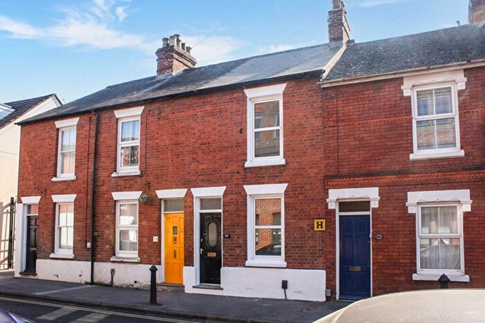 2 Bedroom Terraced House To Rent In Pennyfarthing Street, Salisbury, SP1