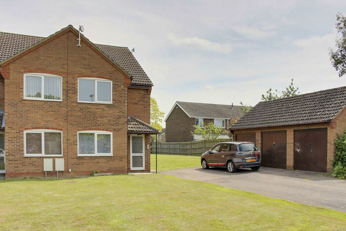 2 Bedroom Flat To Rent In Paxton Court, School Lane, Little Paxton, PE19