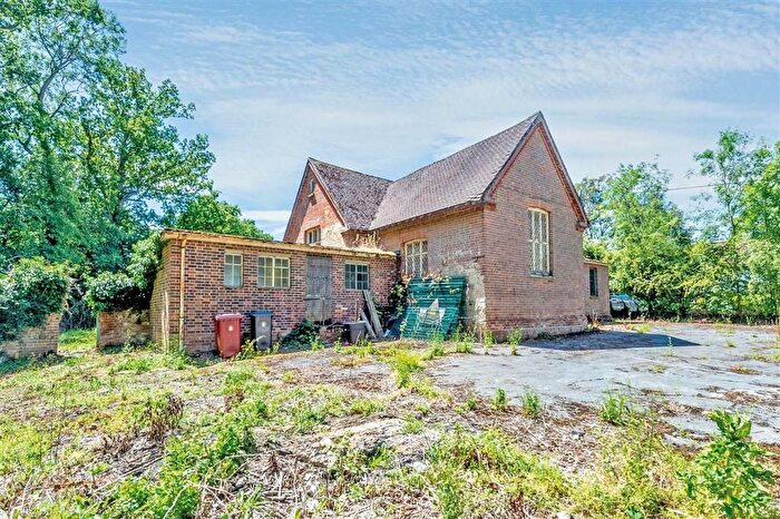 5 Bedroom Property For Sale In Vicarage Hill, Loxwood, Billingshurst, RH14