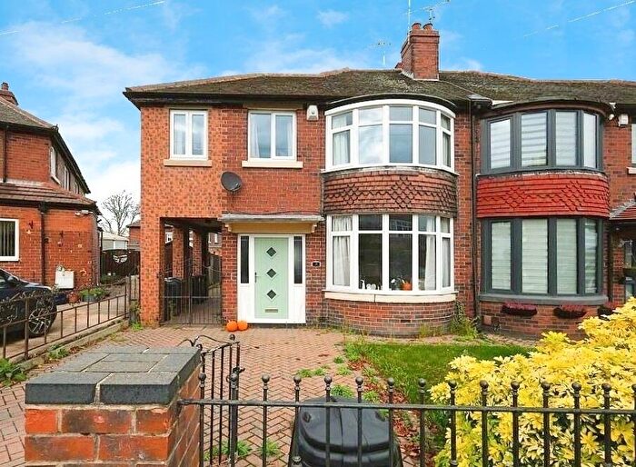 4 Bedroom Semi Detached House For Sale In Roundwood Grove, Rawmarsh, Rotherham, S62