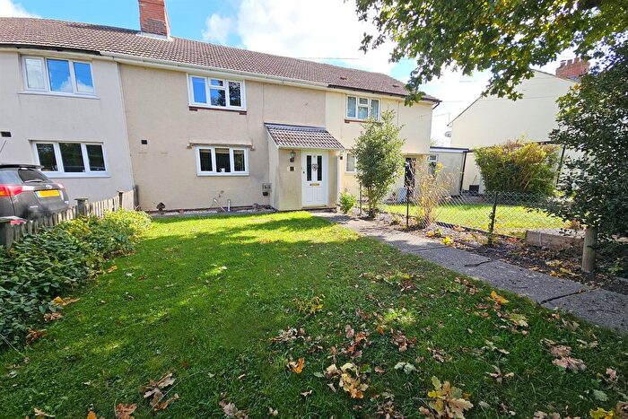 3 Bedroom Terraced House For Sale In Braintree Road, Church End, Shalford, Braintree, CM7