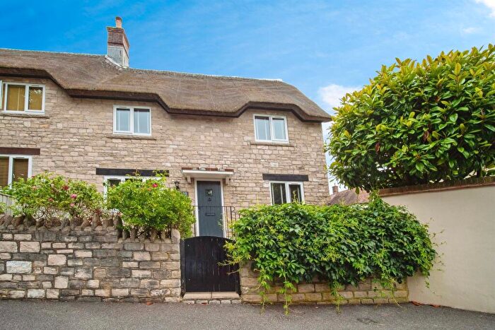 3 Bedroom Semi-Detached House For Sale In Penn Hill View, Stratton, Dorchester, DT2