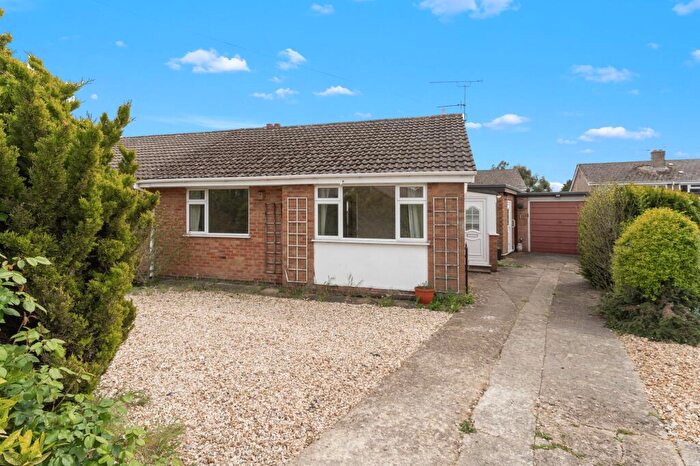 3 Bedroom Semi-Detached Bungalow To Rent In Blenheim Drive, Witney, OX28