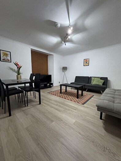 2 Bedroom Flat To Rent In Brougham Street, Greenock, PA16