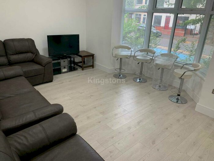 7 Bedroom End Of Terrace House To Rent In Senghenydd Road, Cathays, Cardiff, CF24