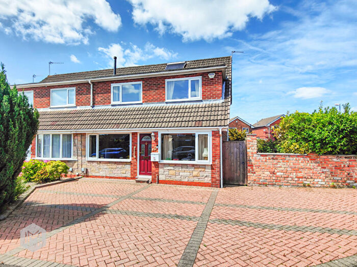 3 Bedroom Semi-Detached House For Sale In Maplefield Drive, Boothstown, Worsley, Manchester, M28