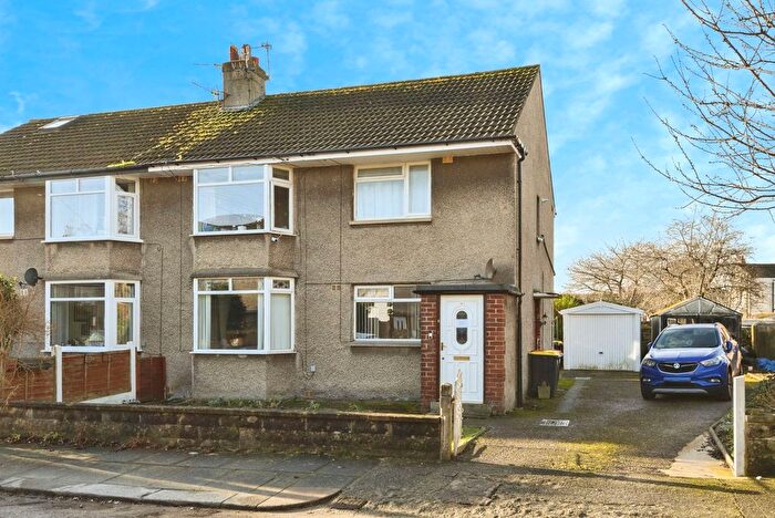 2 Bedroom Flat For Sale In Palmer Grove, Morecambe, Lancashire, LA4