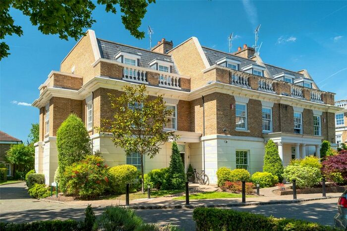 5 Bedroom End Of Terrace House To Rent In Varley Drive, Twickenham, TW1