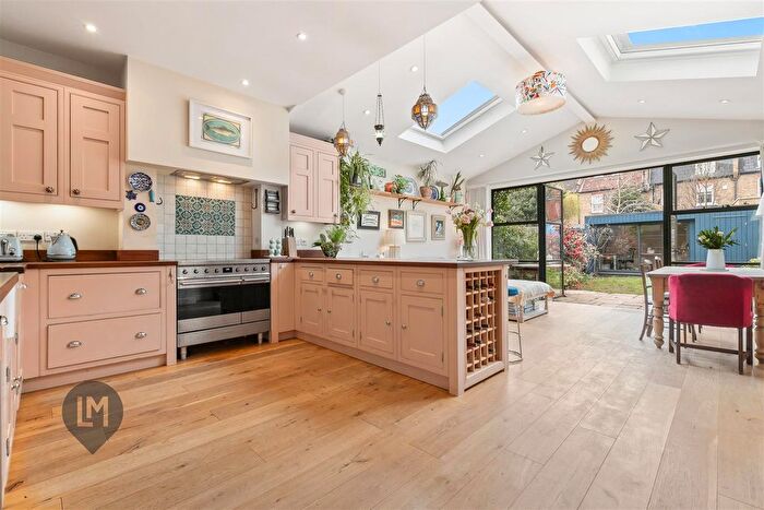 5 Bedroom Terraced House For Sale In Heythorp Street, London, SW18